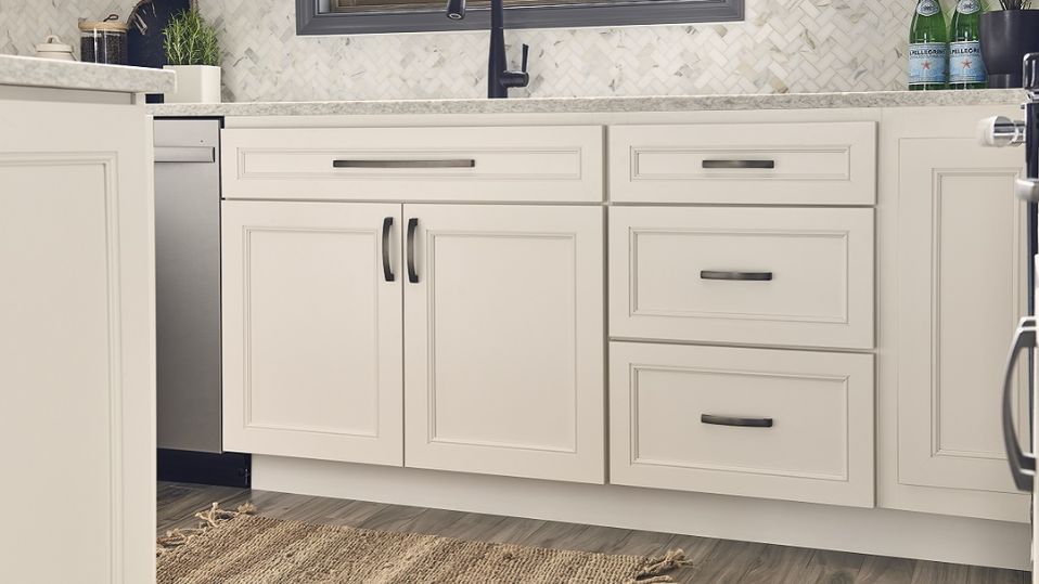 How to Choose a Cabinet Door Style